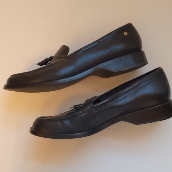 Etienne Aigner black leather tassel loafers-sz 8 - Picture 5 of 8